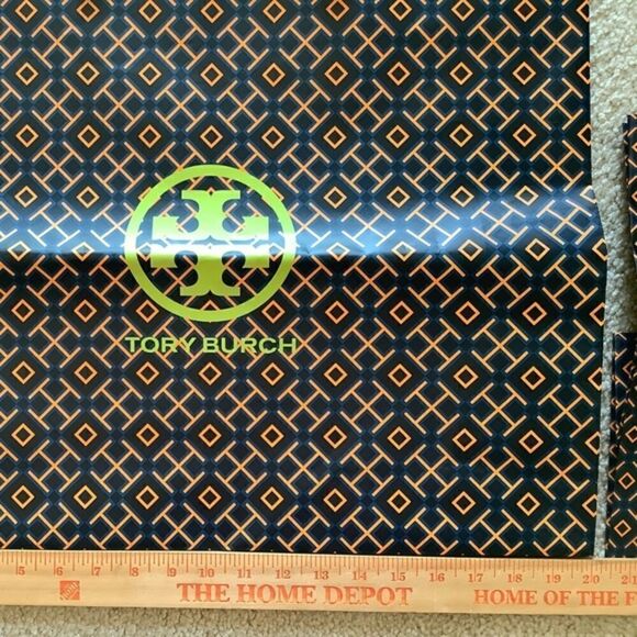 TORY BURCH SET OF 5 different LARGE  Medium SIZE NEW SHOPPING BAGS - Picture 2 of 7
